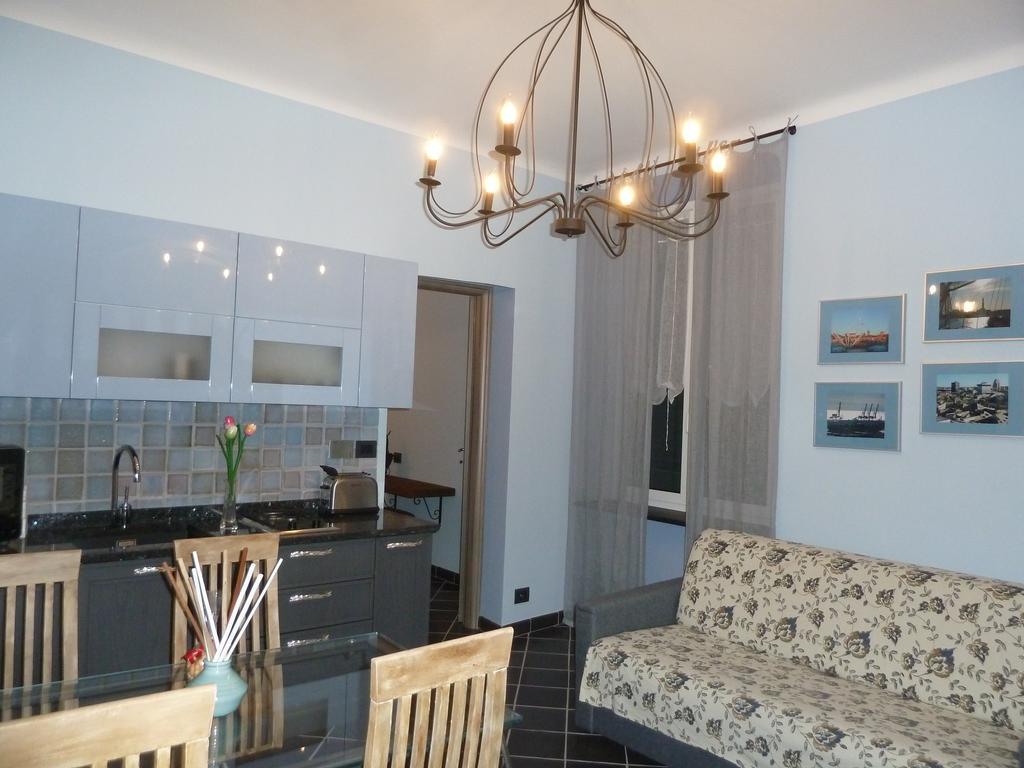 Casa Orefici, 4 Apartments In Front Of Aquarium! Генуя Экстерьер фото